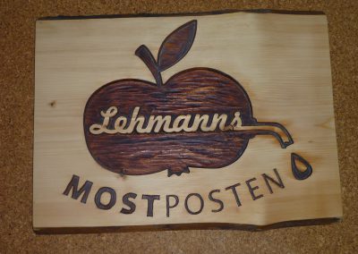 Lehmanns Mostposten Firmenschild mit Logo aus Holz