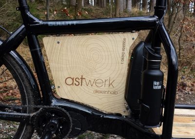 Astwerk Fahrradwerbung Holzschild