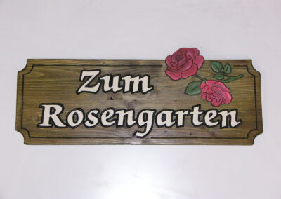 Hausschild Werbeschild Rosengarten kontur farbig logo Holzschild